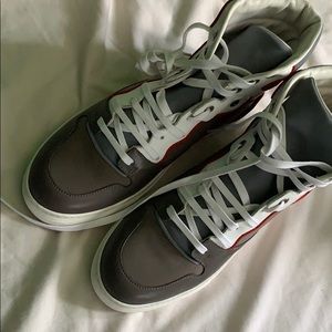 Women’s balenciaga sneakers brand new sz 9